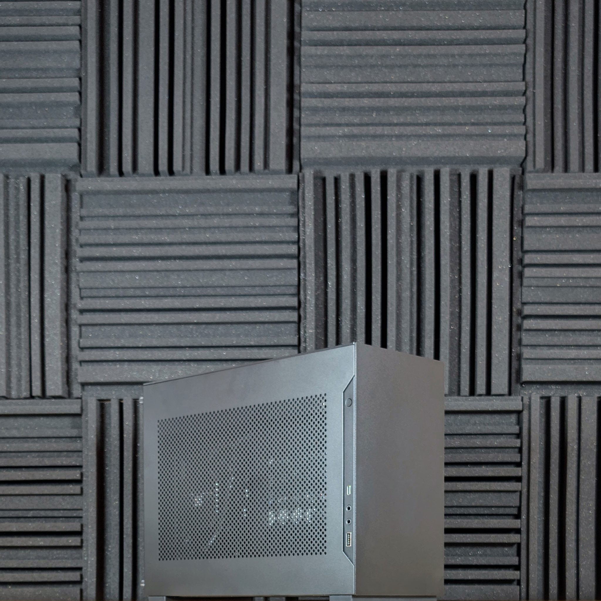 2024 10 Bryan VA RTX 4070 Ti Super 7950X in A4 H2O scaled