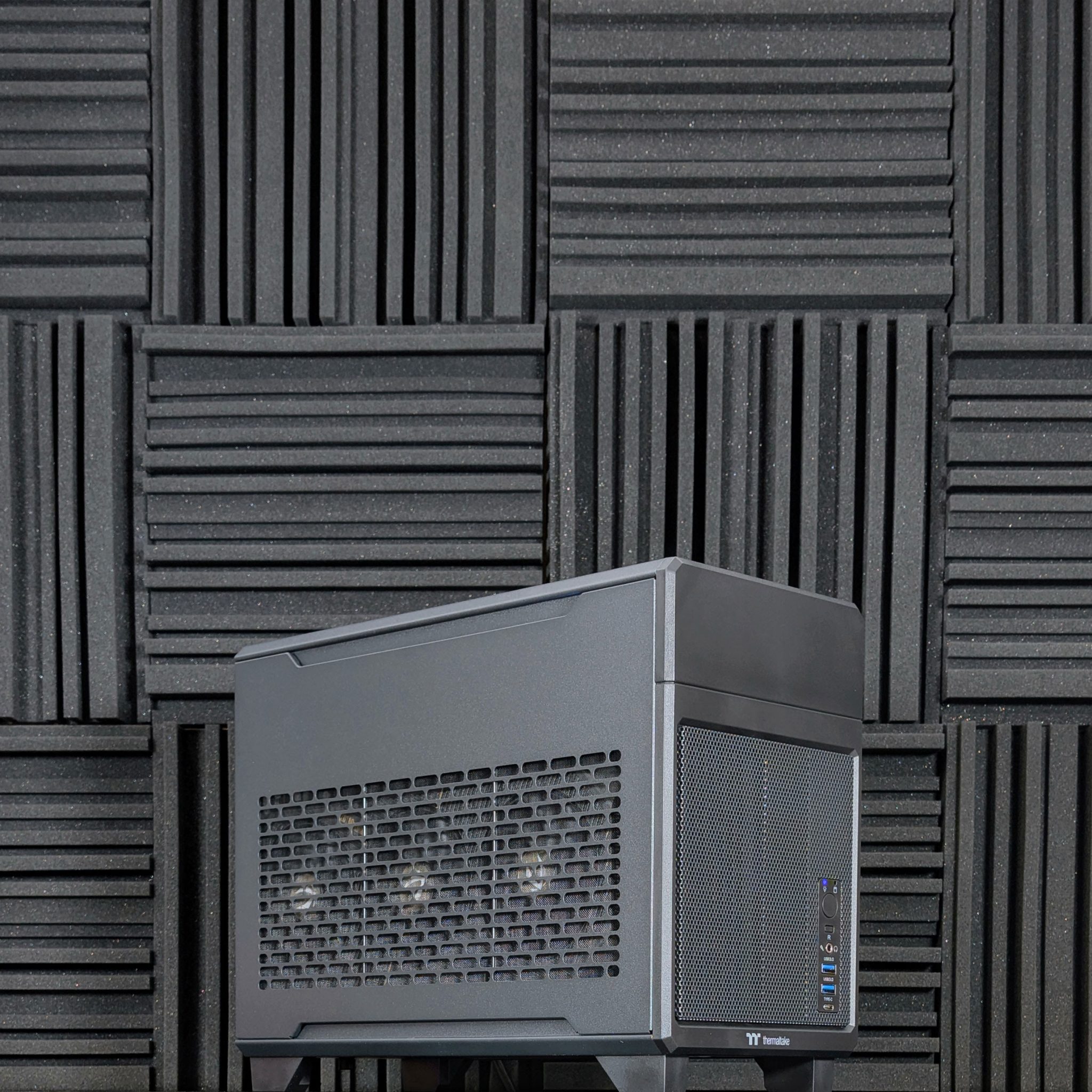 thermaltake tr100 black custom prebuilt sff mini itx gaming pc scaled