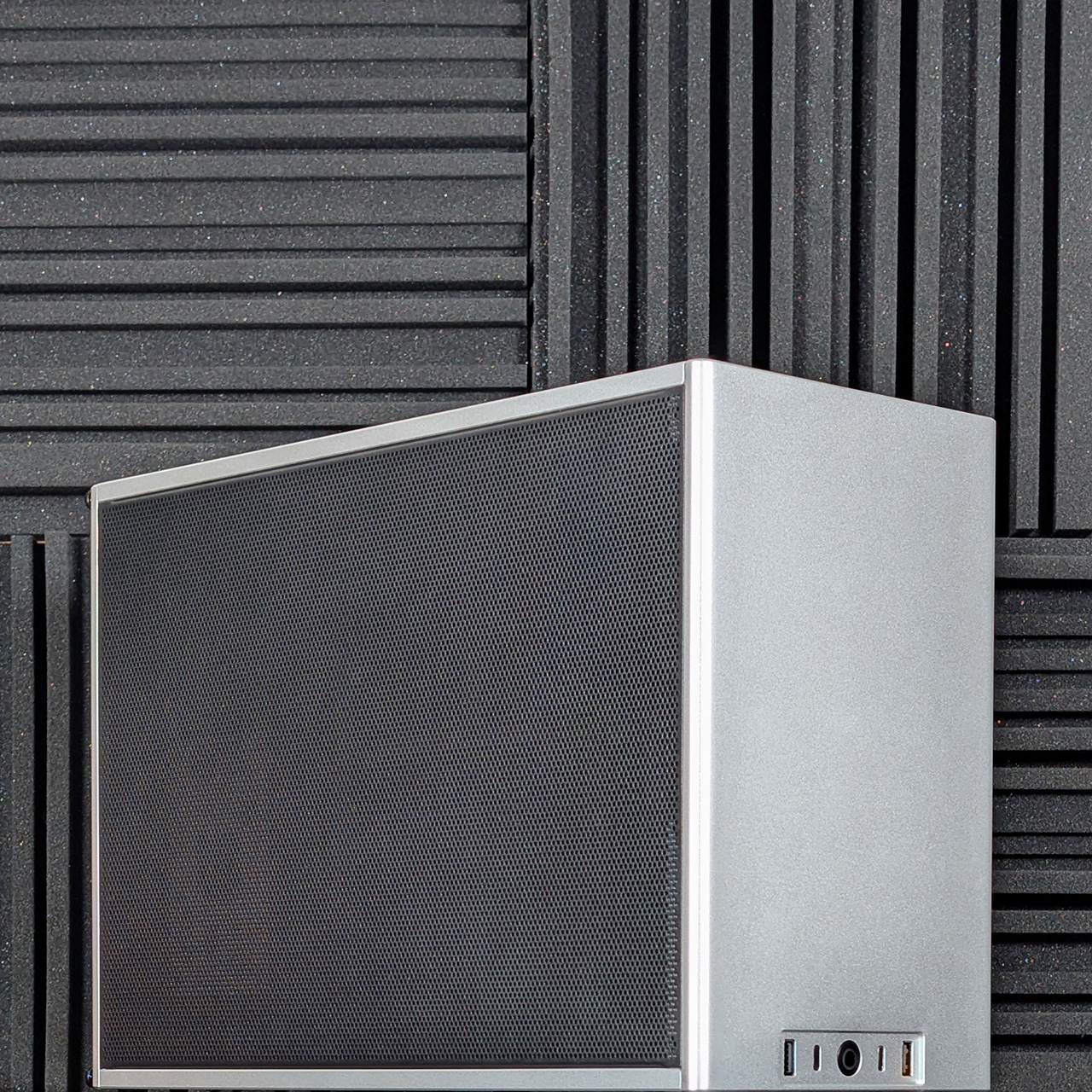 ncase m2 round silver custom prebuilt sff mini itx gaming pc closeup